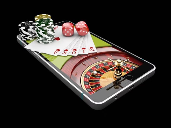 Dashboard aplikasi juragantoto menampilkan fitur-fitur Shio Game dan riwayat transaksi pengguna